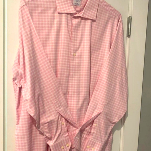 Brooks Brothers 17.5 x 5/5 pink gingham dress shirt - Picture 2 of 4